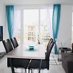 In Sunny Island Complex Aparthotel 4*