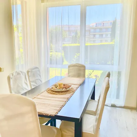 公寓式酒店 In Sunny Island Complex 切尔诺莫雷茨