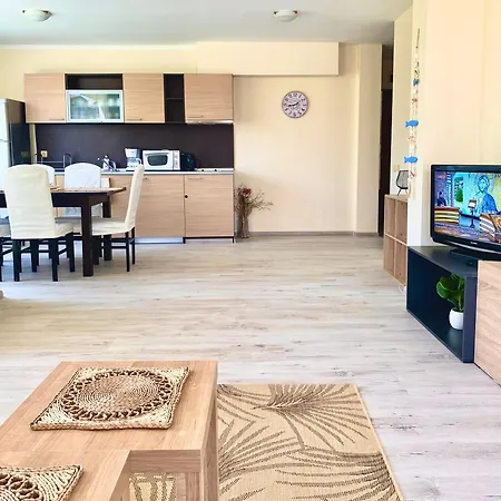 In Sunny Island Complex 公寓式酒店