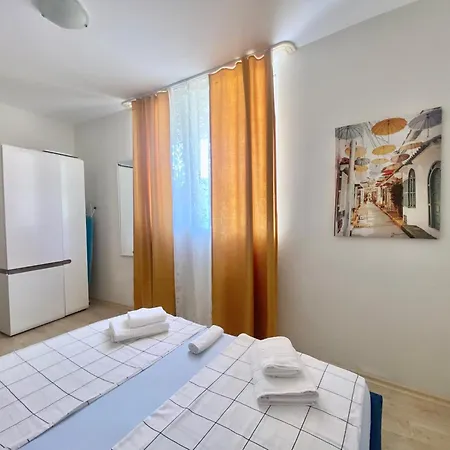 Aparthotel In Sunny Island Complex