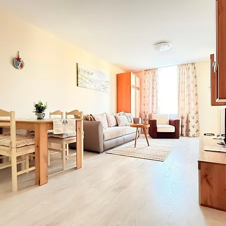 Aparthotel In Sunny Island Complex