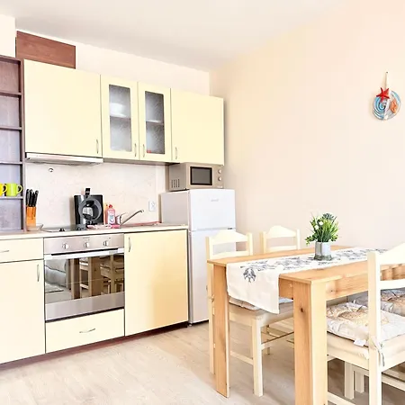 In Sunny Island Complex 4* Tschernomorez