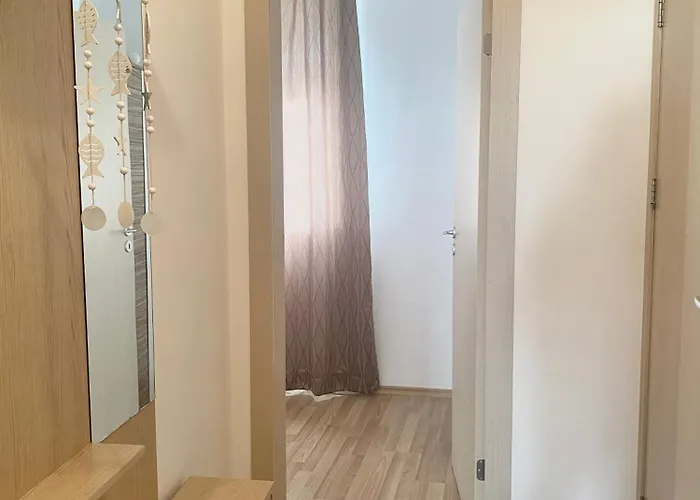 In Sunny Island Complex Apart Otel 4*