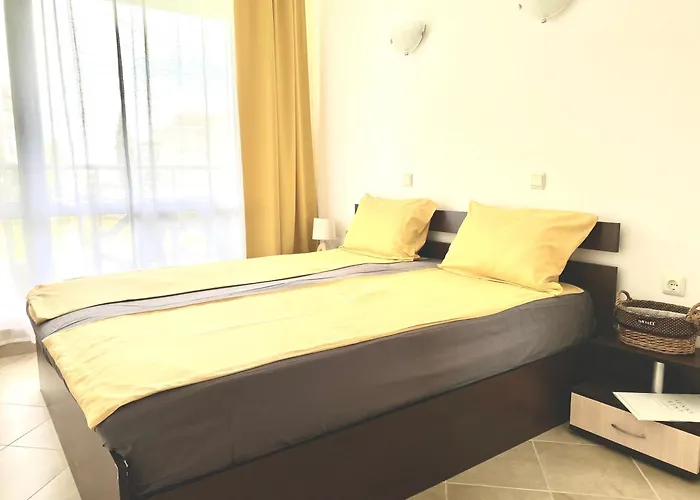 Apart Otel In Sunny Island Complex