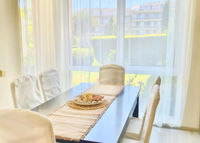 Apart Otel In Sunny Island Complex Chernomorets