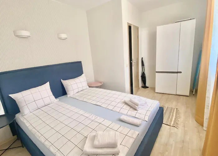 In Sunny Island Complex Chernomorets