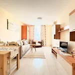 Lejlighedshotel In Sunny Island Complex 4*