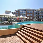 Lejlighedshotel In Sunny Island Complex 4*