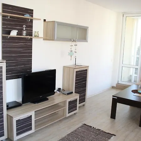 Apart-hotel In Sunny Island Complex 2*