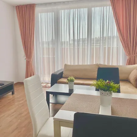 Aparthotel In Sunny Island Complex