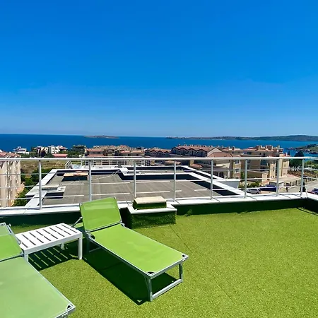 In Sunny Island Complex 3*