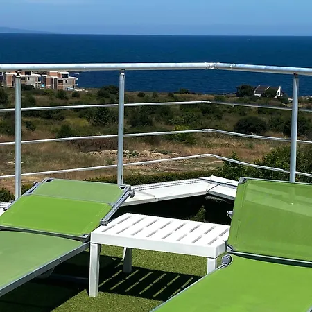 In Sunny Island Complex Aparthotel 4*