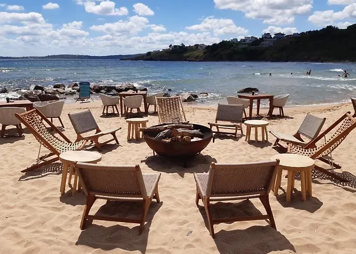 In Sunny Island Complex 4* 切尔诺莫雷茨