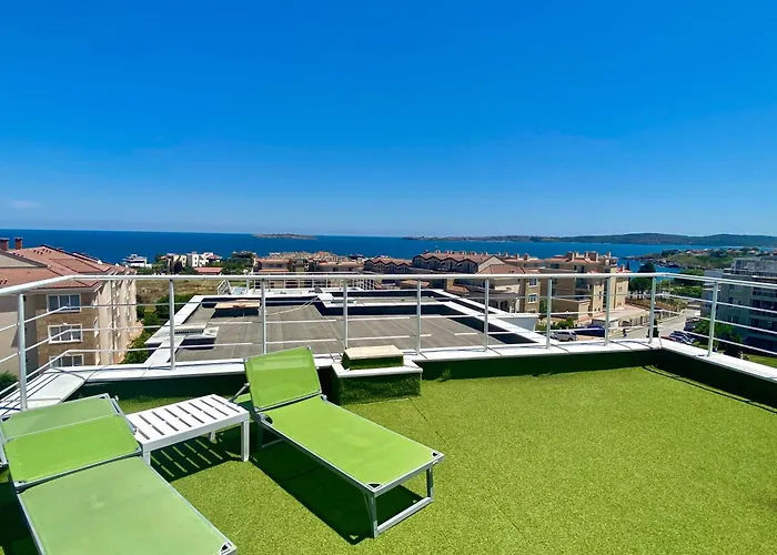 In Sunny Island Complex 4*