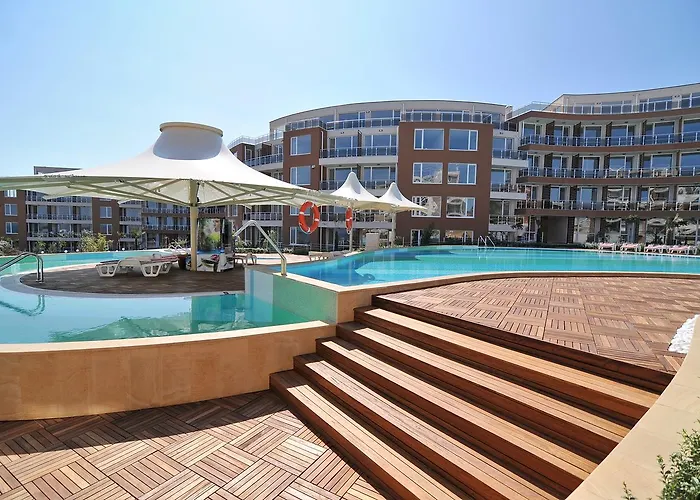 公寓式酒店 In Sunny Island Complex 4*